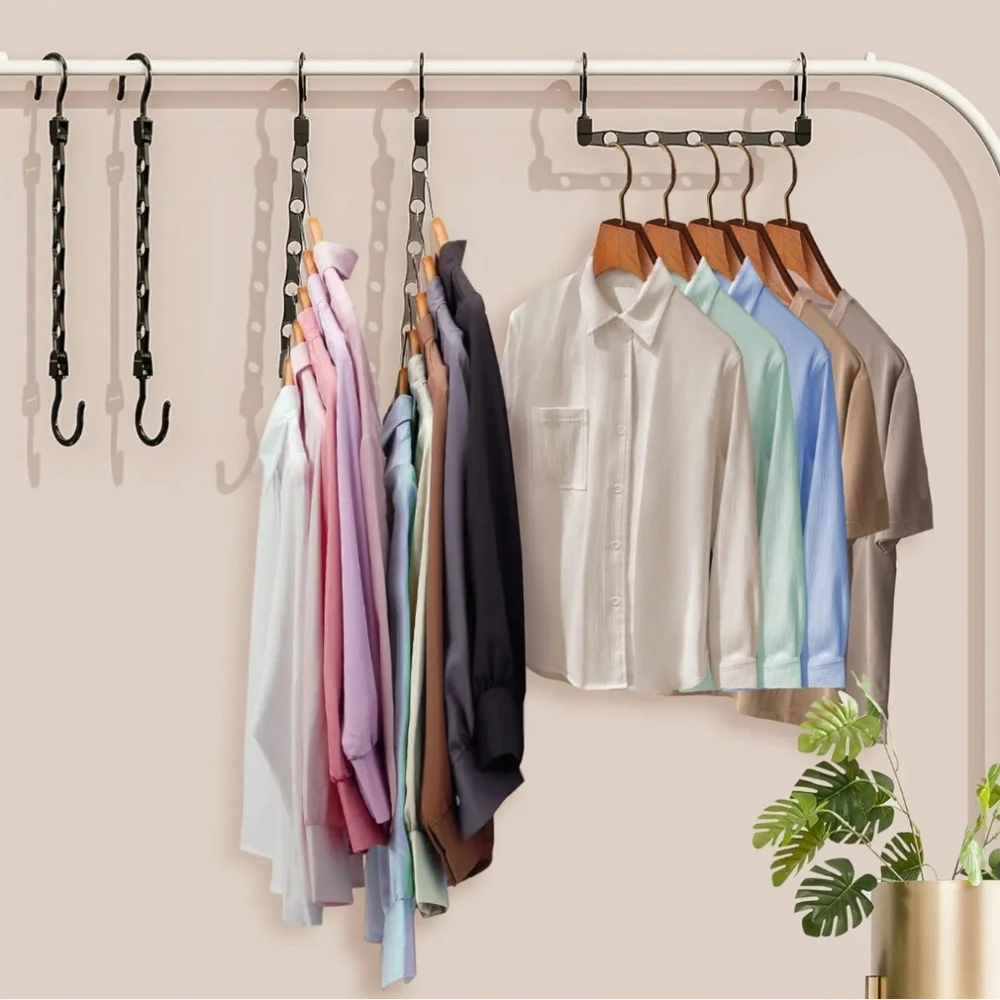 Space-Saving Black Closet Hangers (10)